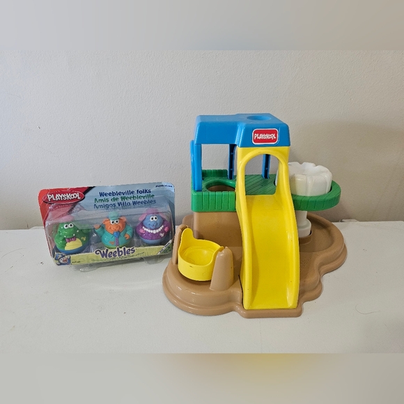 Vintage Playskool Weebles Playground and New Weebles - Picture 1 of 11